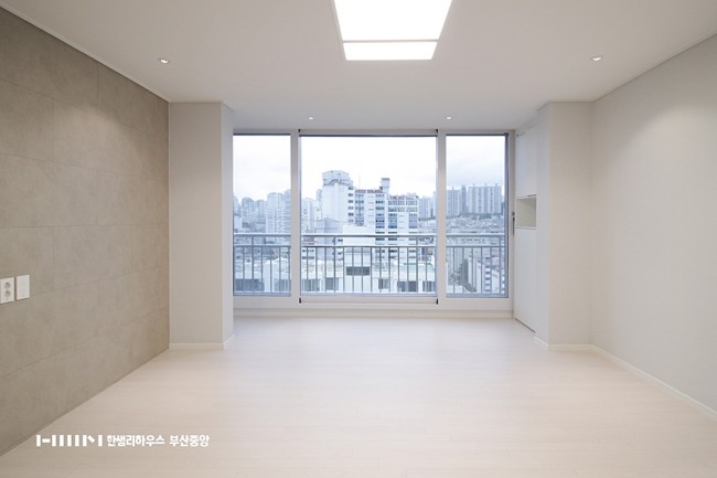 부산 연제구 거제동 현대아파트 31평 인테리어 수납력을 최대로 살려 실용적인 구축 아파트 리모델링