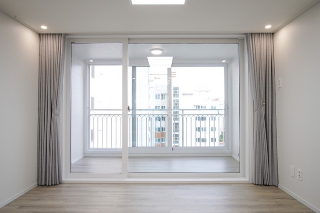 금정구 구서롯데캐슬골드 1단지 24평 인테리어 싱글라이프를 고려한 내추럴 화이트 리모델링